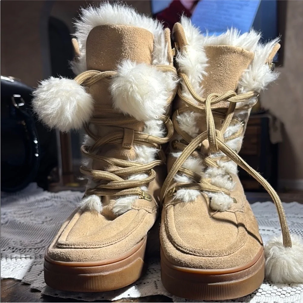 Michael Kors Lace Up Boots, Dk Khaki Size 7.5 - Picture 2 of 12